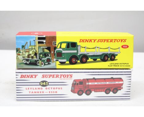 TWO ATLAS DINKY MODELS TO INCLUDE, A 935 LEYLAND OCTOPUS FLAT TRUCK WITH CHAINS AND A 943 LEYLAND OCTOPUS ESSO TANKER - BOTH 