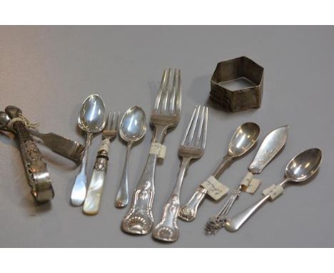 A George III Edinburgh silver Fiddle and Shell pattern table fork and similar dessert fork, an egg spoon, Edinburgh 1840, two