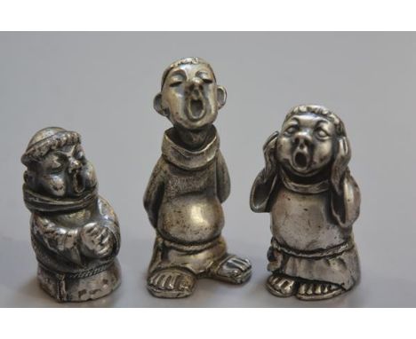 Peltro, Italian diecast Franciscan monk miniature silver plated figures (3) (tallest 8cm), £20-40