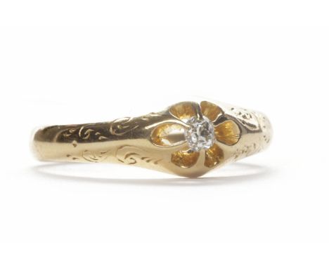 VICTORIAN DIAMOND SOLITAIRE RINGthe old cushion cut diamond of approximately 0.065 carats in eighteen carat gold, 2.4g, size 