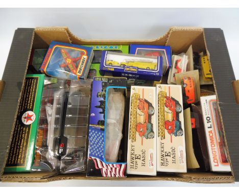 A quantity of assorted boxed die-cast models, various manufacturers and scales including Matchbox.