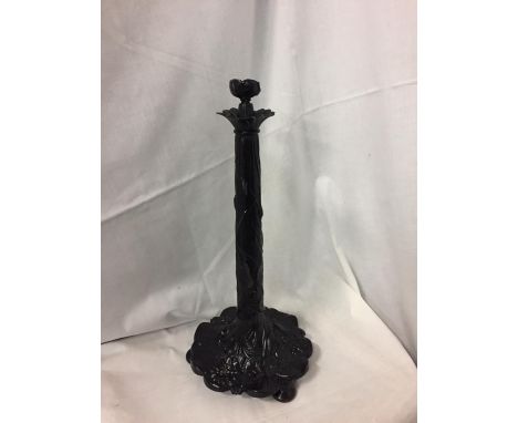 A BLACK METAL ORNATE ART NOUVEAU STYLE TABLE LAMP BASE 