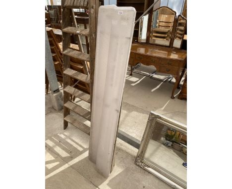 THREE 5FT STRIP LIGHT FITTINGS 