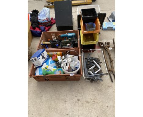 AN ASSORTMENT OF ITEMS TO INCLUDE ELECTRIC SANDERS, TRIVET STANDS AND A SECURITY LIGHT ETC 