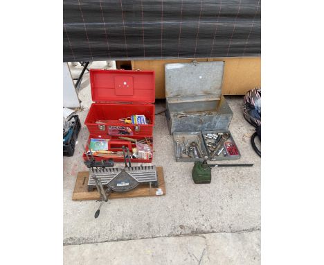 VARIOUS TOOLS AND HARDWARE - A 1 TONNE BOTTLE JACK, A MITRE BLOCK, SPANNERS, SOCKETS, CHISELS ETC 