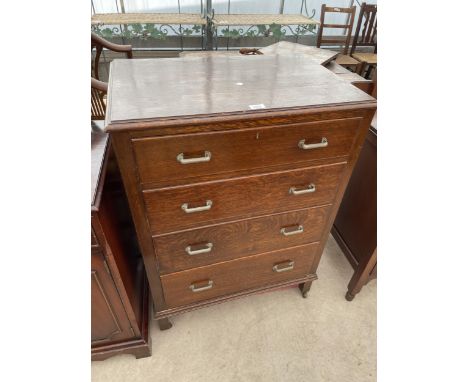 AN ART DECO OAK CHEST OF FOUR GRADUATED DRAWERS, 28" WIDE 
