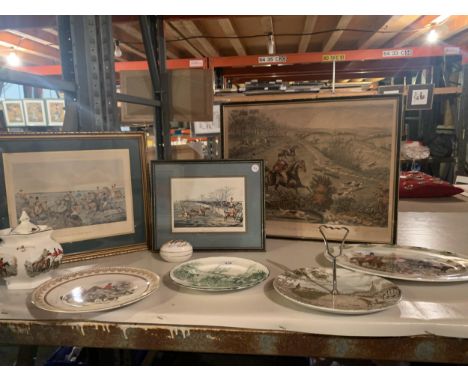 A MIXED SELECTION TO INCLUDE PLATES AND PRINTS  OF HUNTING SCENES 