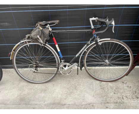 A VINTAGE HOLDSWORTH RACING BIKE WITH 10 SPEED GEAR SYSTEM 