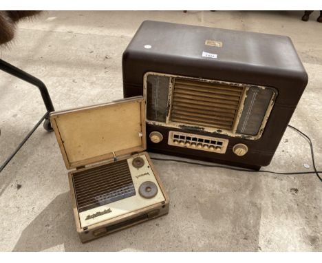 A VINTAGE VIDOR LADY ELIZABETH RADIO AND A FURTHER VINTAGE HMV RADIO 