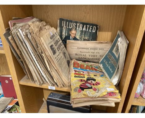 AN ASSORTMENT OF VINTAGE NEWSPAPERS AND COMICS TO INCLUDE THE BEANO ETC 