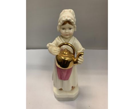 A ROYAL WORCESTER POLLY PUT THE KETTLE ON FIGURINE 