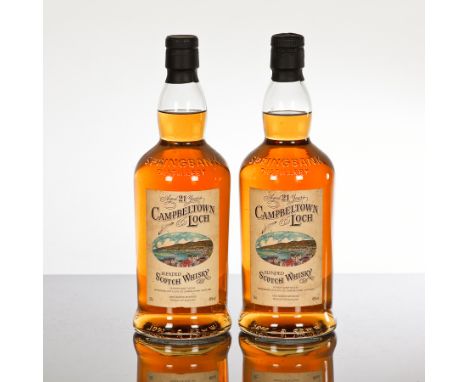 CAMPBELTOWN LOCH 21 YEAR OLD (2)
Blended Scotch whisky. 70cl, 40% volume.
2 bottles CONDITION REPORT: Labels are slightly wea