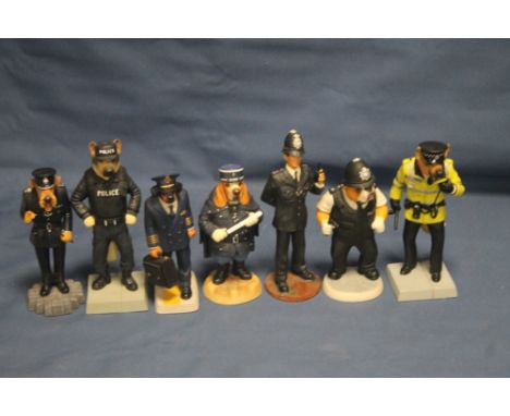SIX ROBERT HARROP DOGGIE PEOPLE OF POLICE WITH AN ODD CONSTABLE