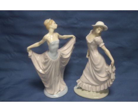 A LLADRO FIGURINE TOGETHER WITH A NAO FIGURINE