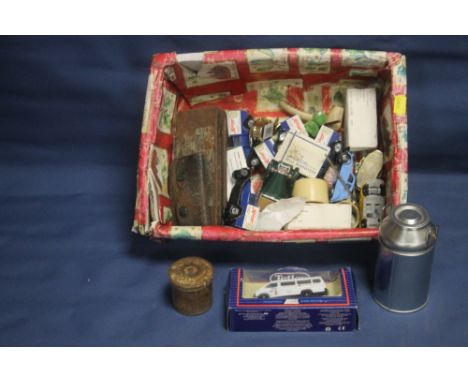 A BOX OF COLLECTABLE'S TO INCLUDE TOY VEHICLES, A PIPE ETC 