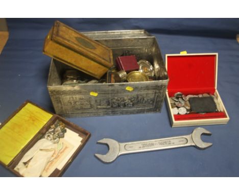 A QUANTITY OF COLLECTABLES TO INCLUDE COINS, METALWATRE |KING-DICK| SPANNER ETC