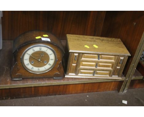 A VINTAGE MANTLE CLOCK TOGETHER WITH A JEWELLERY BOX