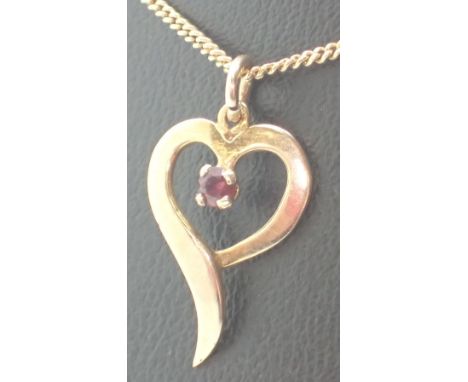 9ct gold pendant on a 9ct gold chain 2.9g L: 46 cm