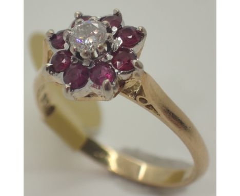 18ct vintage 1968 ruby and diamond ring size M 2.9g CONDITION REPORT: Diamond is approximately 0.15ct