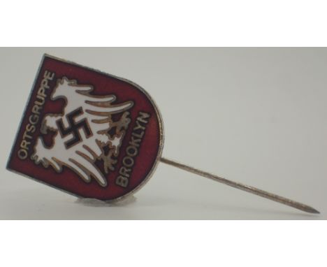 German enamel WWII eagle & swastika pin badge