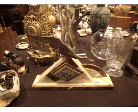 Large Art Deco bird clock H: 52 cm CONDITION REPORT: This item ticks and rings when wound at lotting up.