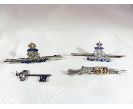 2x Royal Artillery silver Sweetheart brooches; an early (WWI), silver Army Service Corps rifle pin (clasp a/f), and a WM smal