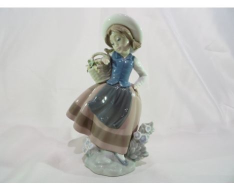 A Lladro figurine