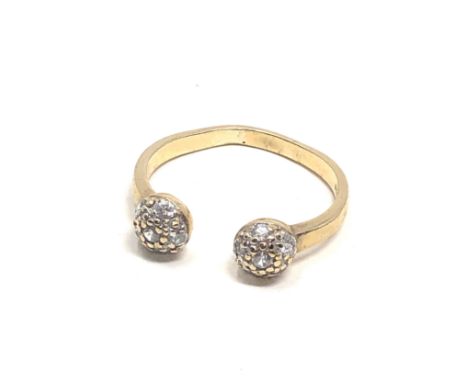 9ct gold vintage clear stone set torque ring (1.9g)