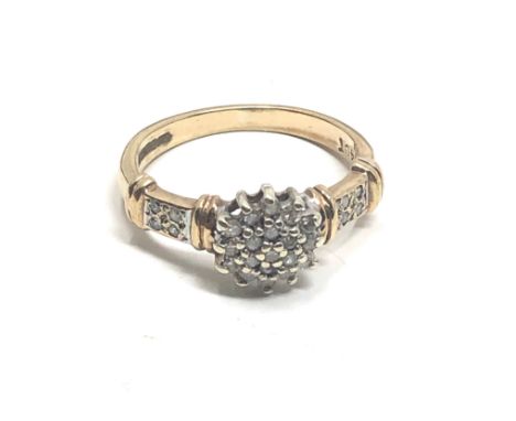 9ct gold vintage diamond cluster dress ring (2.7g)