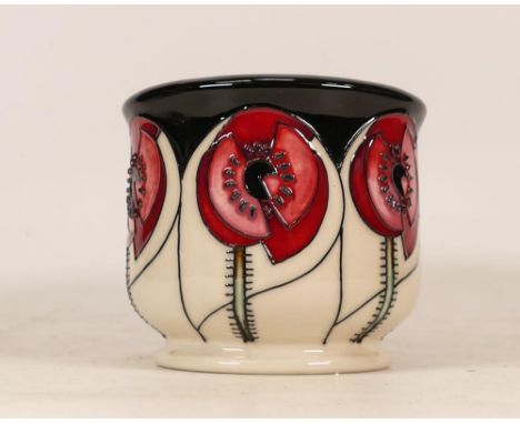 Moorcroft Cinco Red Small Planter. Height: 9cm 
