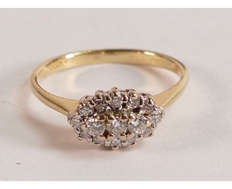 18ct gold diamond cluster ring, size L, 2.4g. 