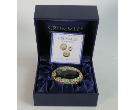Crummles hand painted oval enamel box depicting a very handsome black cat, 5cm wide.  Excellent condition, cased with paperwo