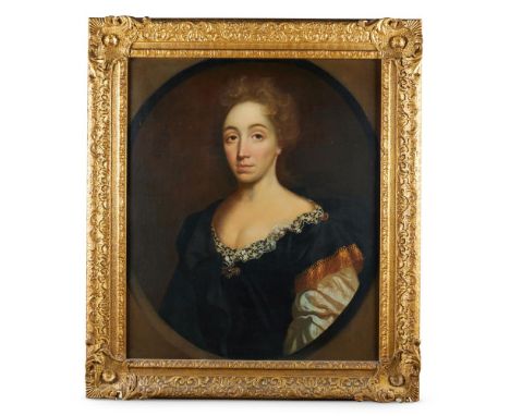 ENGLISH SCHOOL (CIRCA 1700)PORTRAIT OF A LADY, IDENTIFIED AS SUSANNA WHITE, LATER LLOYD (d. 1762), HALF-LENGTH IN A BLACK DRE