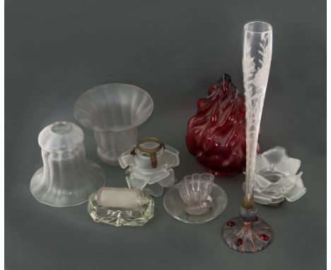 A small Dutch glass custard cup, first half 19th century, the lobed and fluted sides foliate etched, a Dutch glass panel pain