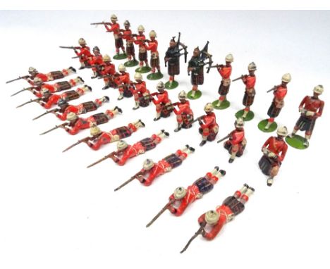 Britains set 89, Cameron Highlanders firing FIRST VERSION, seven standing, nine kneeling and ten lying, two Pipers, standing 