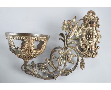 A Late Victorian/Edwardian Brass Wall Mounting Oil Lamp Stand, 30cms Long 
