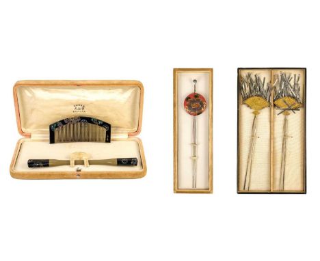 A pair of Japanese gilt metal kanzashi, Case length 22.5cm; a Japanese velvet cased black lacquer comb and kogai, signed, kog