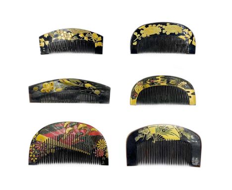 A Japanese gold and red lacquer comb, Meiji period. With flowerheads and mother-of-pearl decoration, 5.5 x 10.5cm and five ot