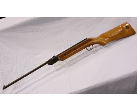 Relum Jelly vintage .177 cal air rifle, rifle cocks and dry fires, unable to fire pellets due to no space/safe, barrel is fre