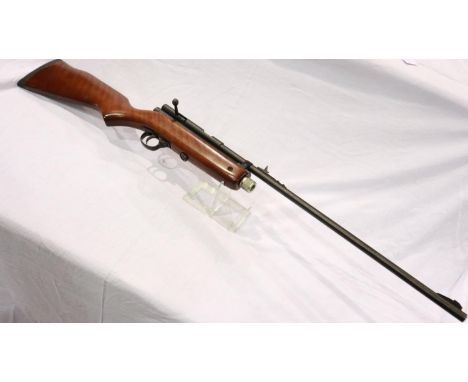 SMK bolt action .22 cal air rifle, model number XS79CO2-88. UK P&amp;P Group 3 (£30+VAT for the first lot and £8+VAT for subs