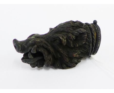 Metal boars head snuff box, 8cm long 