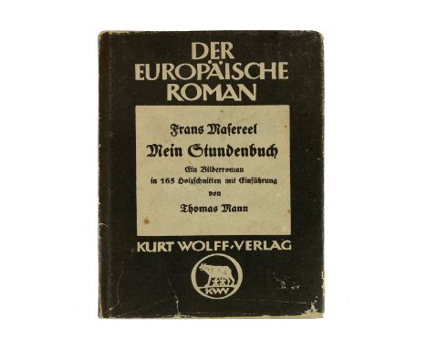 MASEREEL, F. Geschichte ohne Worte. Einl. v. F. Masereel. (1.-5. Tsd.). München, K. Wolff Vlg., (1926). W. 165 woodcuts. Sm-8