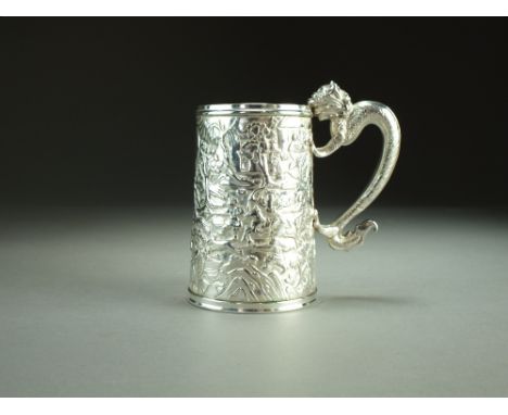 A Chinese silver mug, probably Canton circa 1900, unidentified maker mark G&B, of slightly tapering form with dragon handle, 