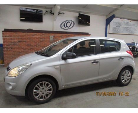 Make &amp; Model: Hyundai I20 ClassicDate of Reg: MM59 KPEColour: Silvercc: 1248MoT: 03-02-2022Fuel Type: PETROLMileage: 118k