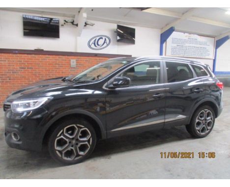 Make &amp; Model: Renault Kadjar Dyn S Nav TCDate of Reg: PE67 WLPColour: Blackcc: 1198MoT: 24-08-2021Fuel Type: PETROLMileag