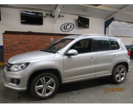 Make &amp; Model: VW TIGUAN R - LINE TDI B/MDate of Reg: BU14 SWWColour: Silvercc: 1968MoT: 18-03-2022Fuel Type: DIESELMileag