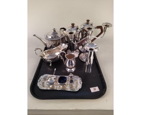 A quantity of good quality silver plated wares including a pair of Art Deco Walkers &amp; Hall tea and coffee pots, teapot, c