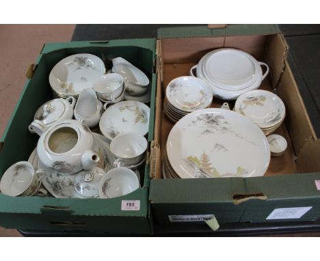 Two boxes with Japanese Sone china dinner and tea wares, including meat dishes, tureen teapot etc, eight settings