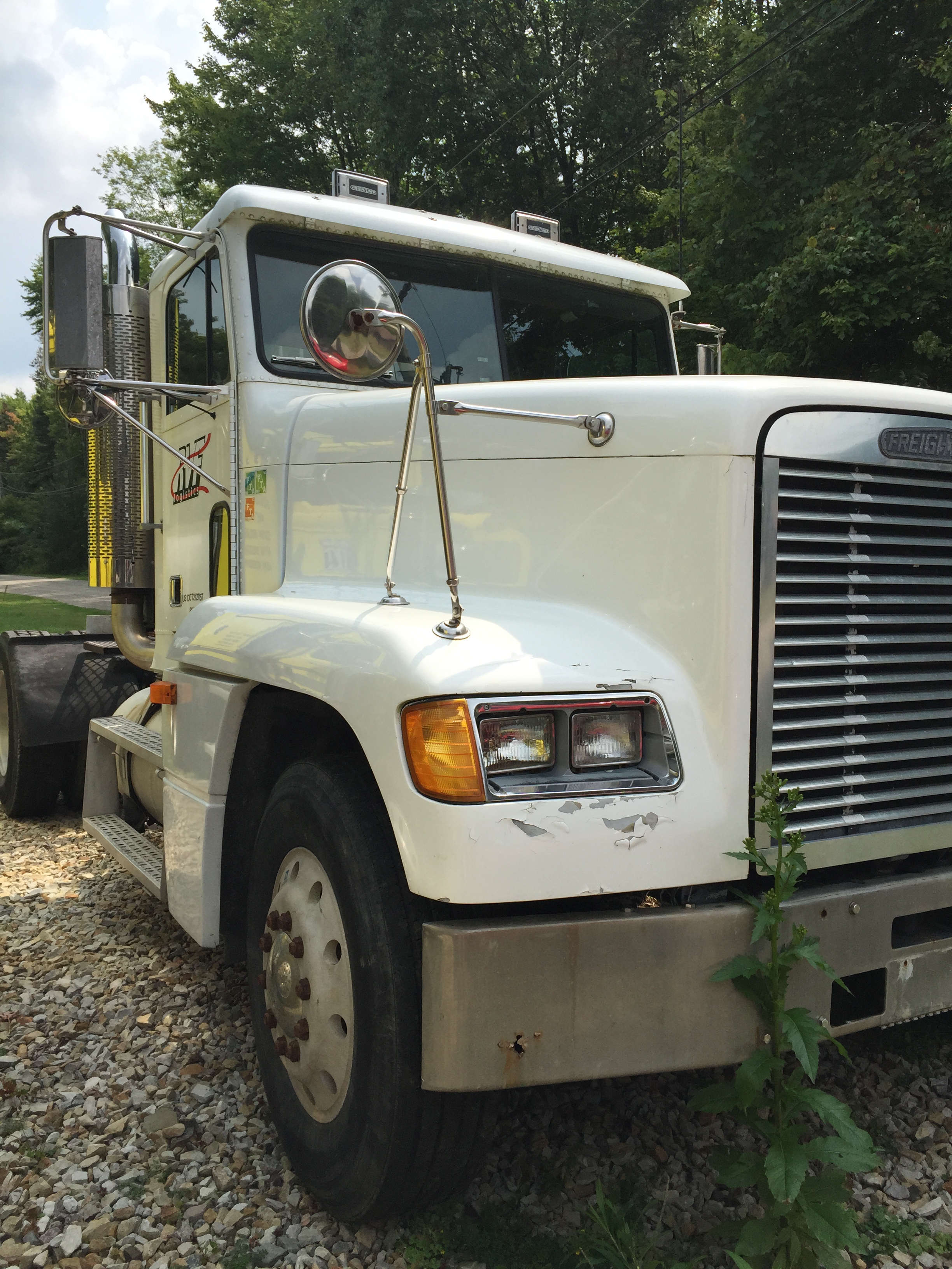 Freightliner Semi Truck, Serial Number 1FUPDMCB1TP761275, 433,586 Miles