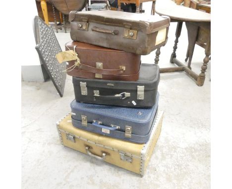 Five various vintage suitcases. Largest 56x20x40cm.